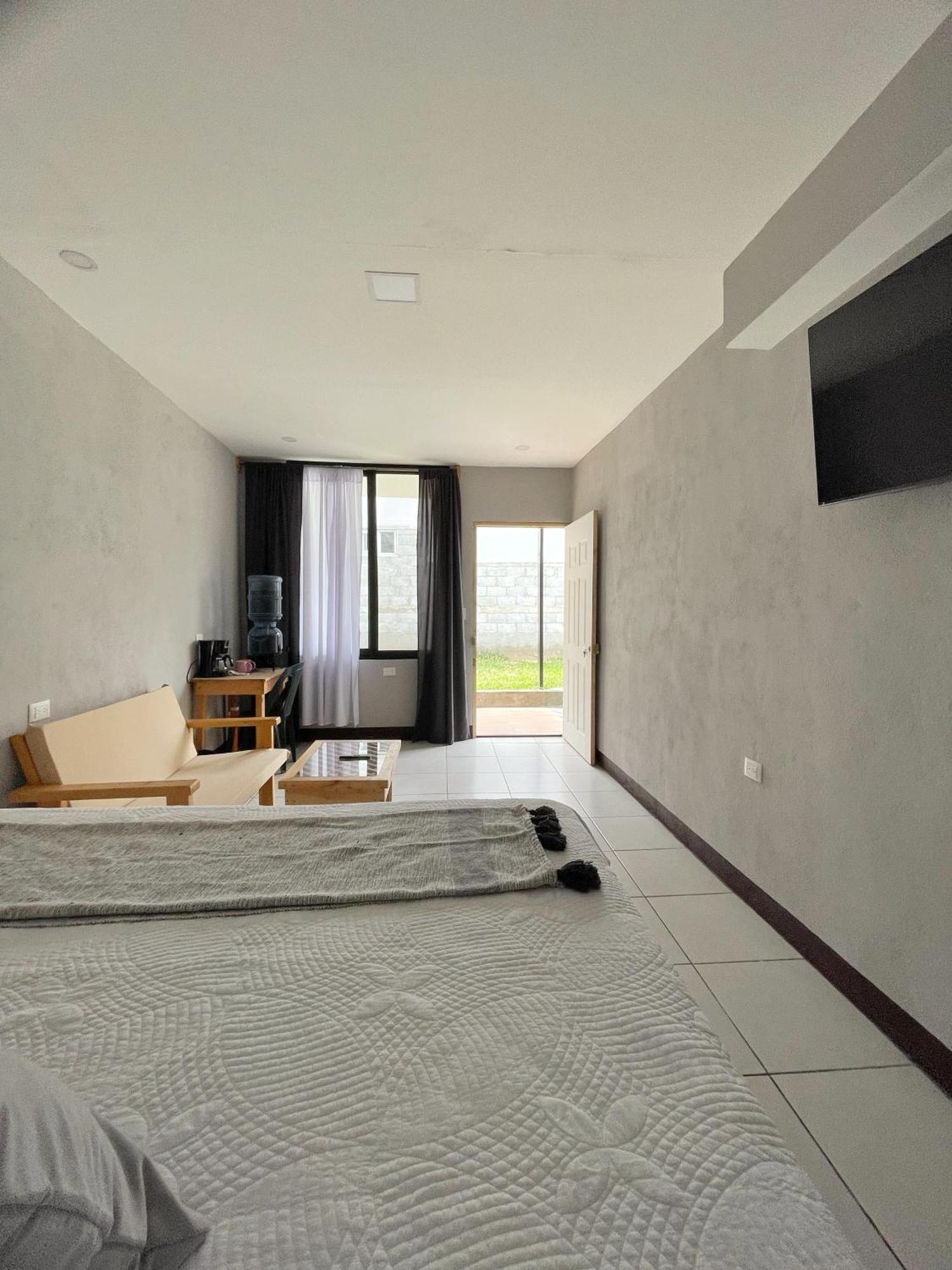 Habitacion Privada Lamat I San Pedro La Laguna Exterior photo